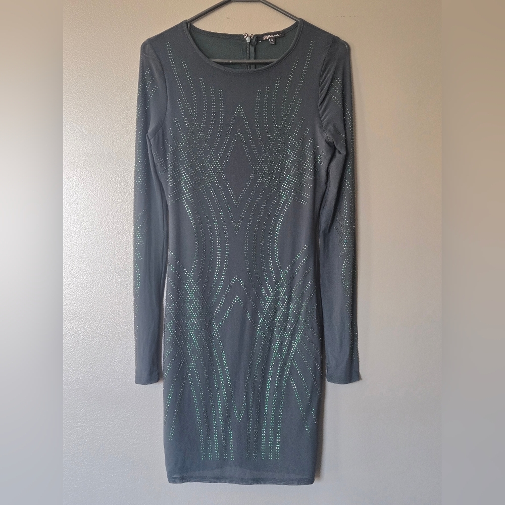 Chic Long Sleeve Dress with Black And Green Accents
